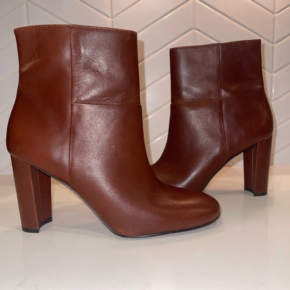 Ann Taylor Leather Tallulah Zip Up Booties in Modern Saddle 3.5 inch Heel - Picture 2 of 16